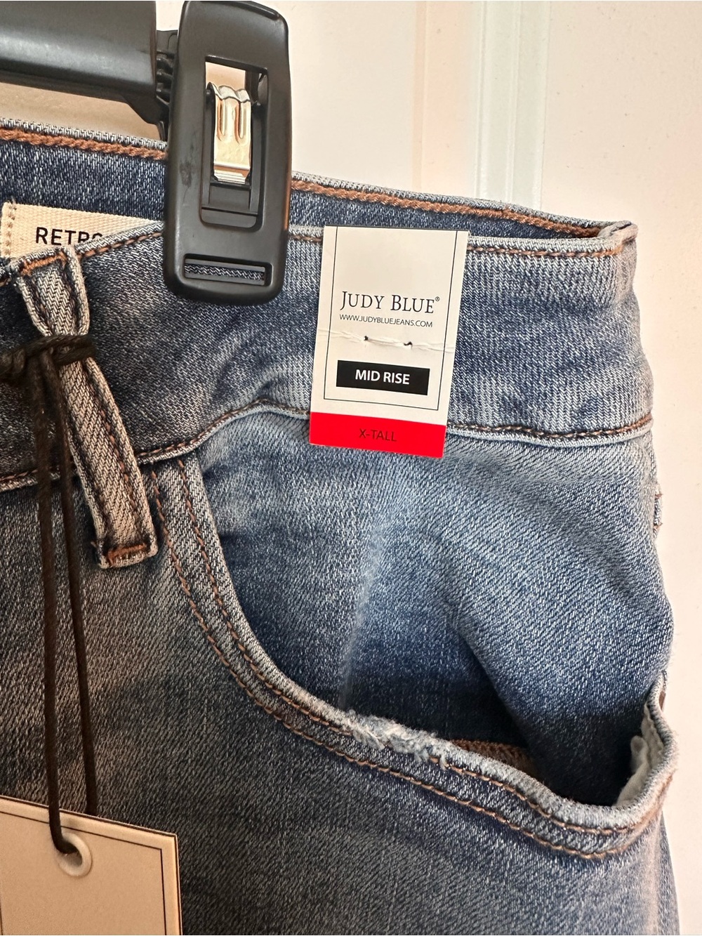 Judy Blue Light Blue Flare Jeans - Mid Wash Wide Leg - Picture 3 of 7
